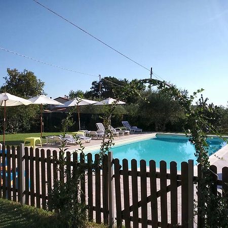 Agriturismo Al Rifugio Divino Belvedere Ostrense Buitenkant foto